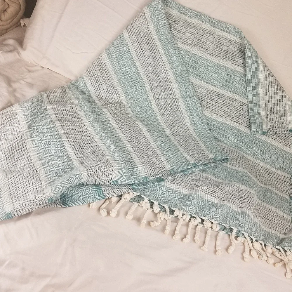 World Market Throw Blanket Teal White Excellent Geometric Tassel Boho ultrasoft
